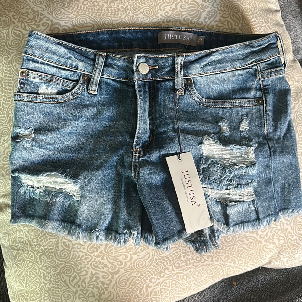 NWT Just USA destroyed gray hem Jean shorts women size 27